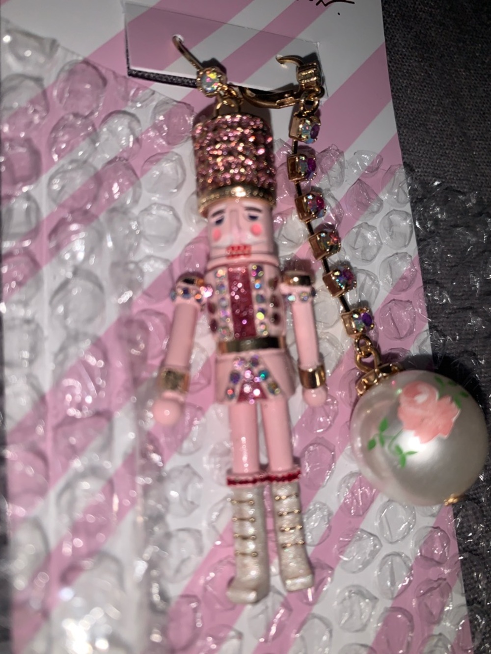 🆕-Betsey Johnson Pink Nutcracker Asymmetric Dangle Earrings with Floral Orb - Picture 4 of 6